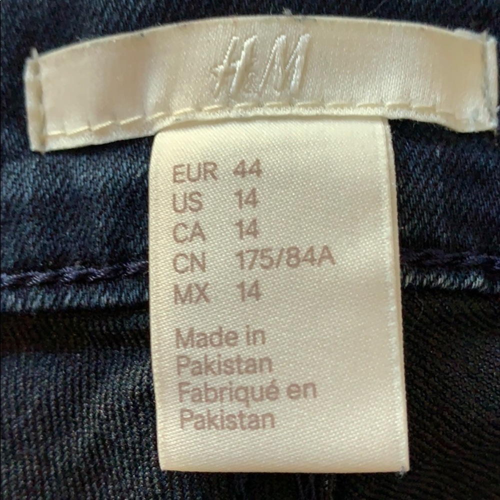 HM jeans - Picture 2 of 5